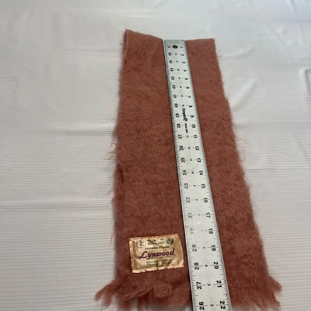 Lynwood Scotland VTG Pink Mohair Wool Scarf
